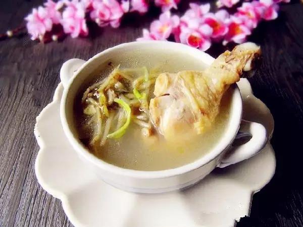 它是“天然抗生素”，不仅能消炎抗菌，还能治疗痛风，春天不吃太可惜