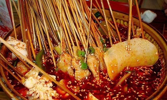 让您流连忘返的十大著名美食小吃街
