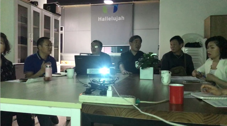 认真总结  虚心学习  拓展思路  加快关爱老人脚步