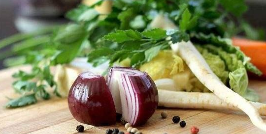 长期吃洋葱，对身体有什么好处？