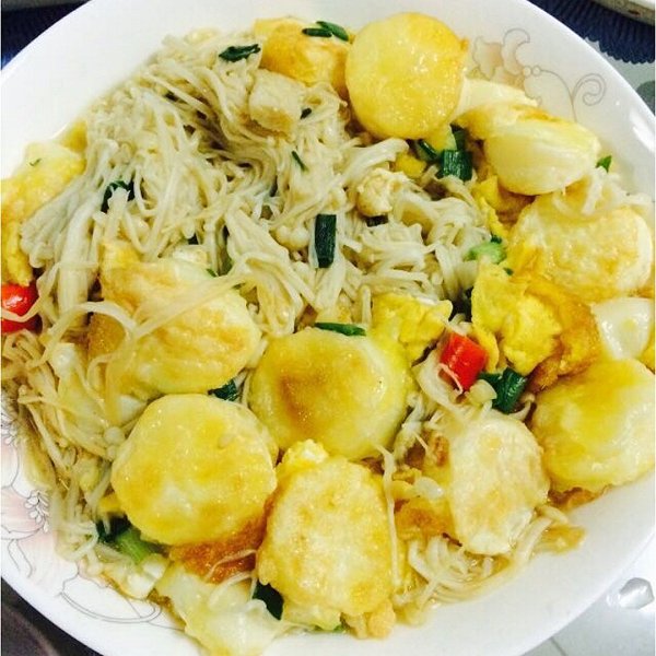 金针菇烩日本豆腐，家常随饭菜