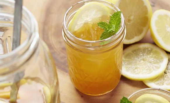 柠檬蜂蜜有什么功效？