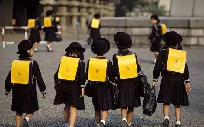日本人普遍不运动，为何还全球最长寿？答案仅1个字—吃！