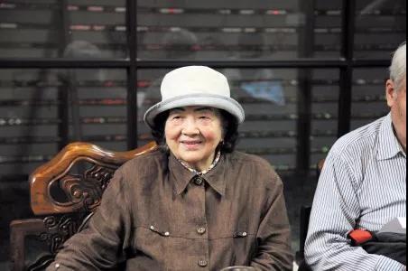 九旬北大著名教授夫人断食结束生命，她的生命感悟值得所有人看看！
