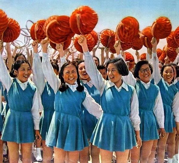 那个年代的妇女，真漂亮！