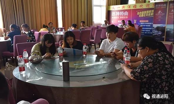 金秋年华.关爱老人健康在线泌阳平台会员座谈会今日召开