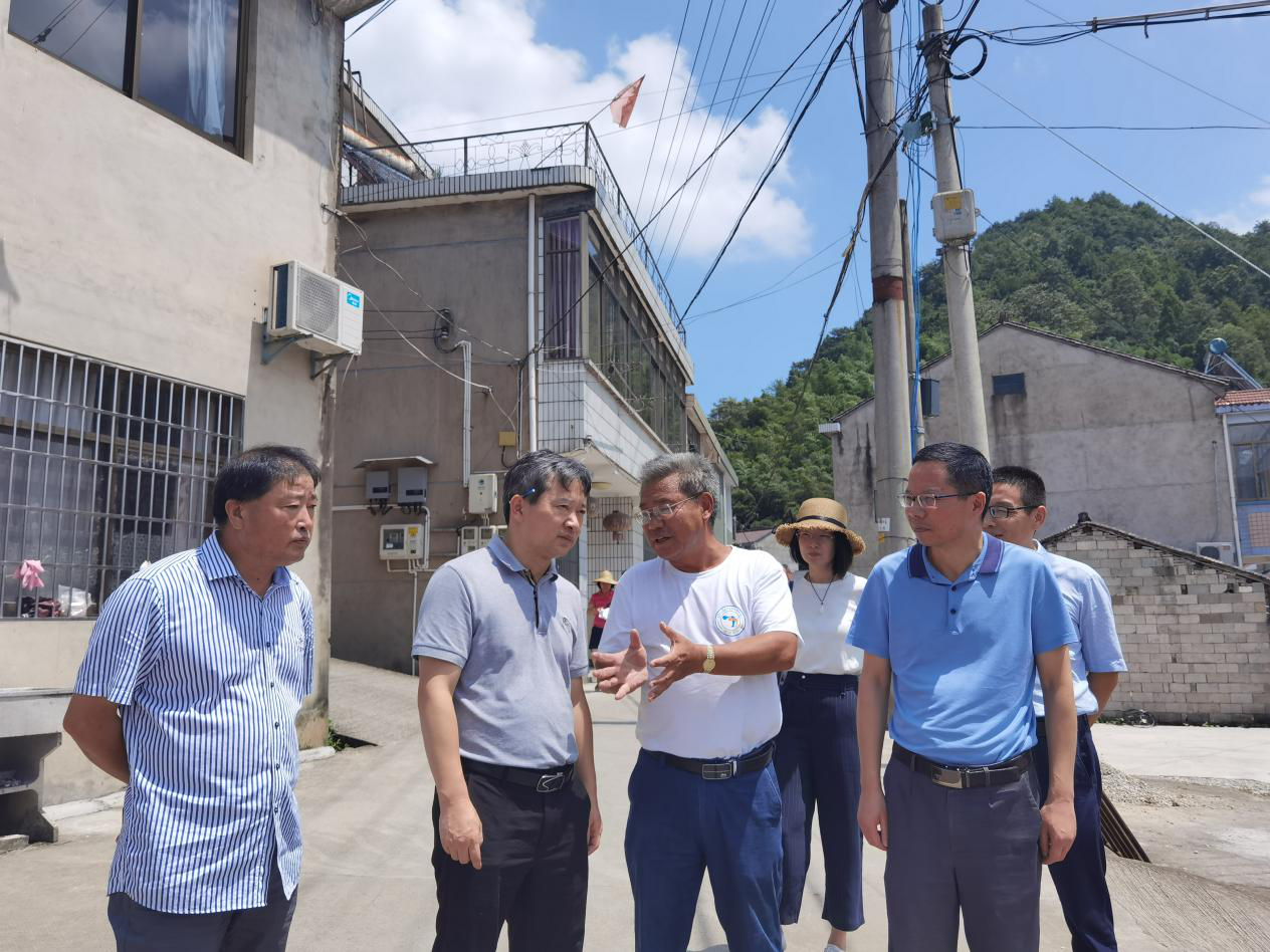 株洲市农业农村局党组书记一行赴金秋家园考察调研