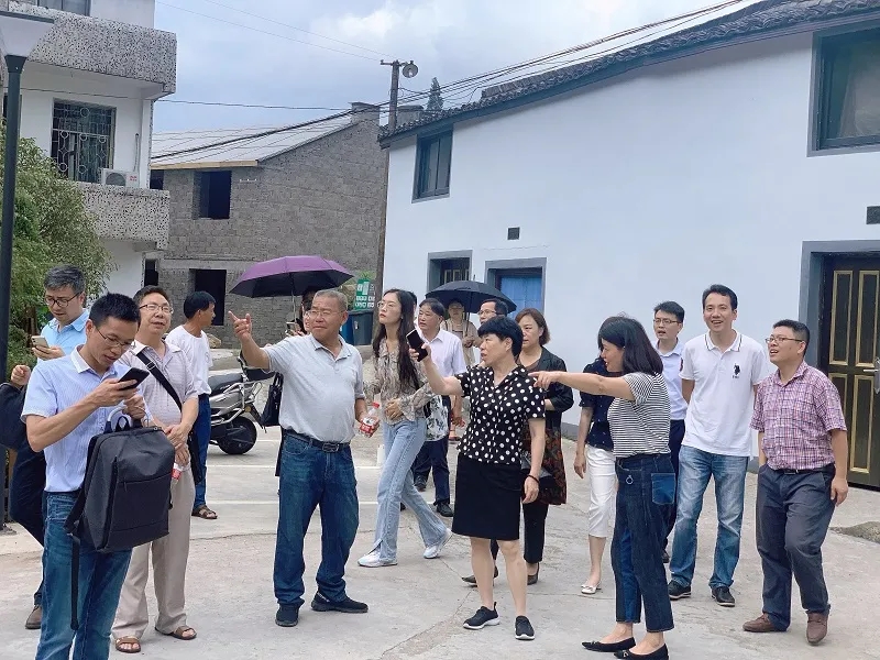 民盟浙江省委领导到金秋家园·长塘头调研